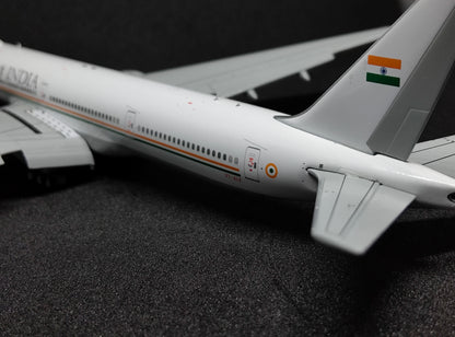 Bharat India Boeing 777-300ER VT-ALV 1/400 Aircraft Scale Model JCWings