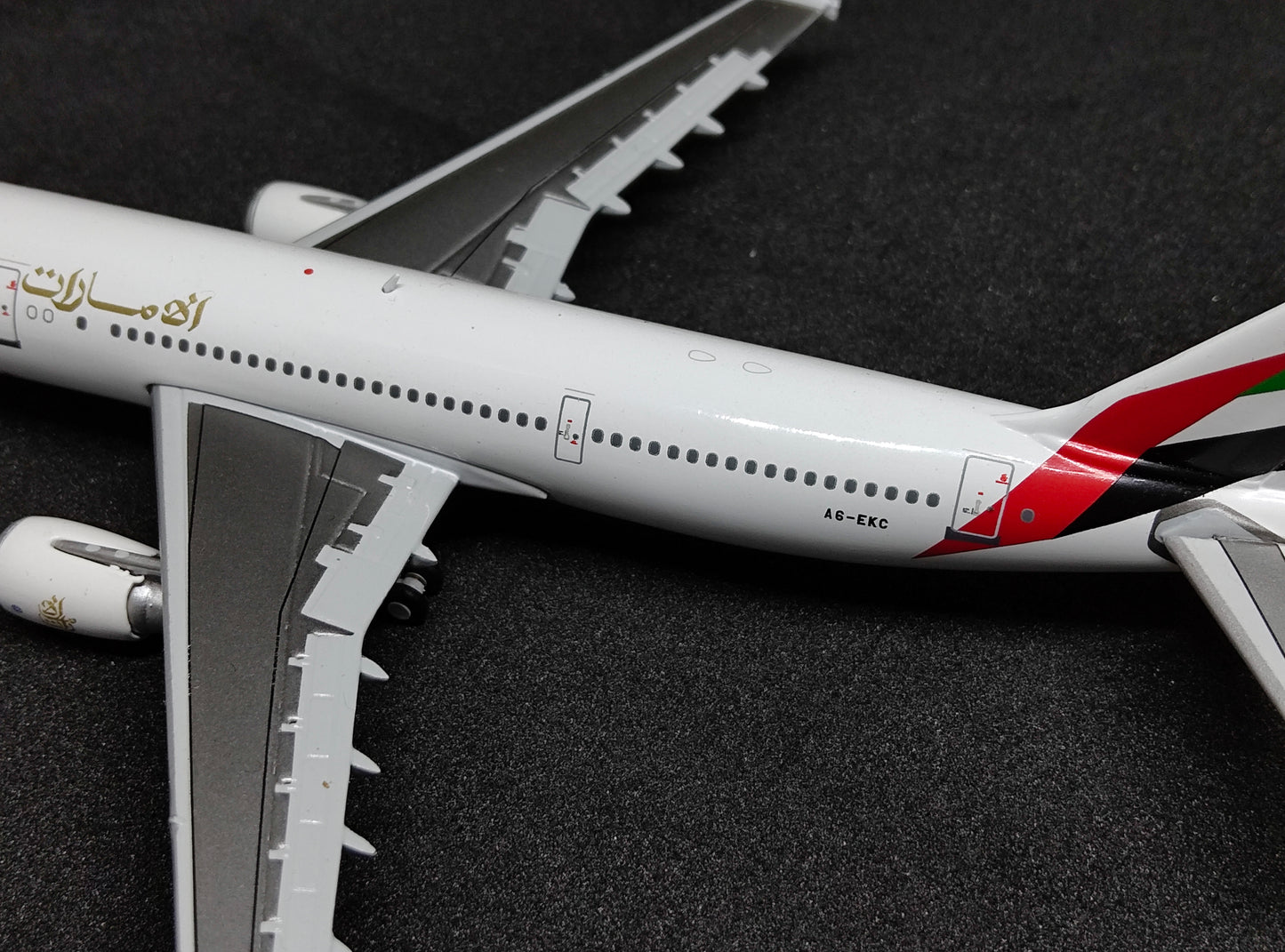 Emirates Airbus A300-600R A6-EKC 1/400 Diecast Scale Model GeminiJets