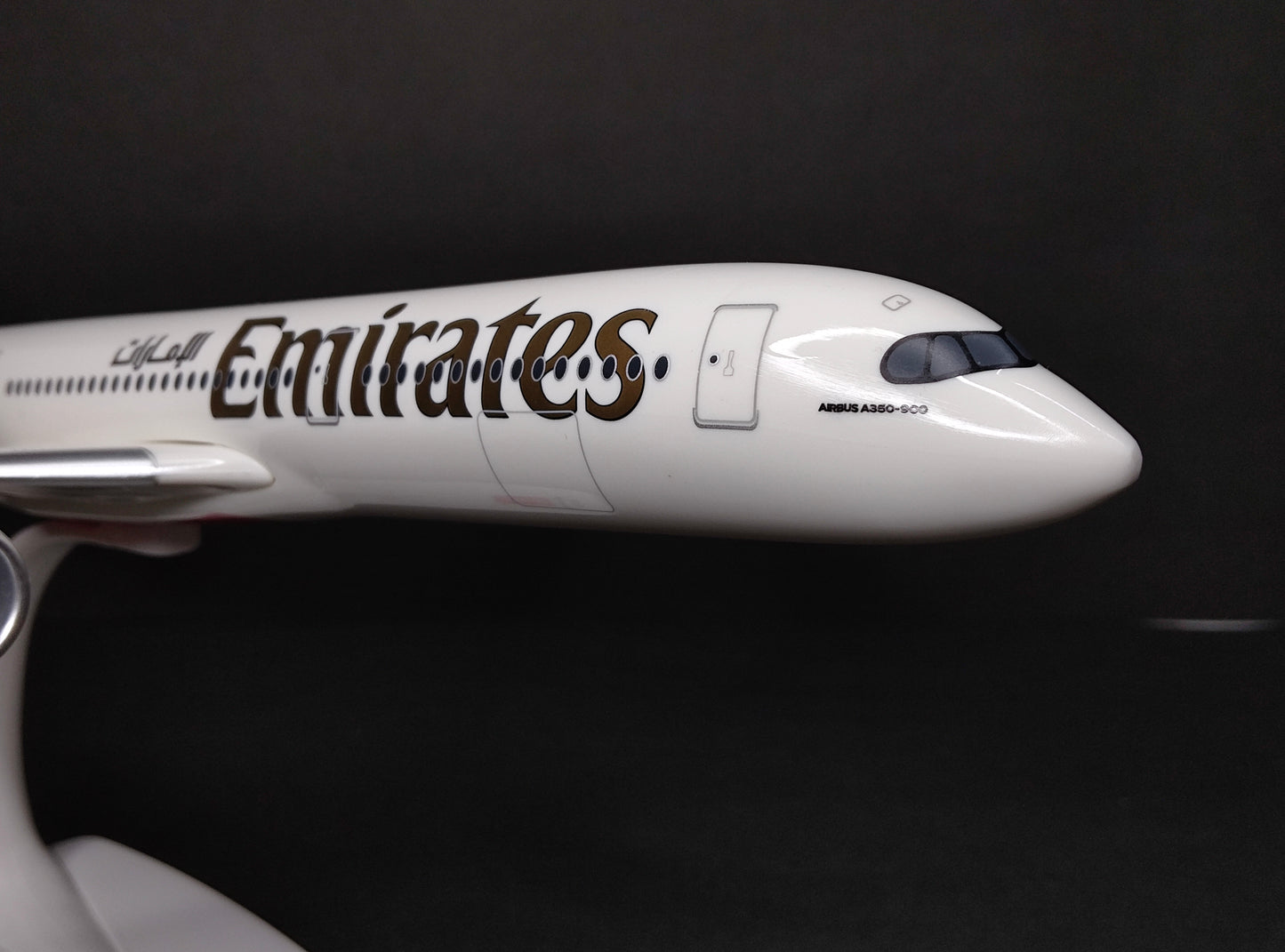 Emirates Airbus A350-900 A6-EXA 1/200 Scale Snap Fit Model