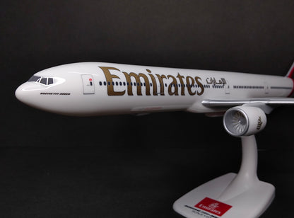 Emirates Boeing 777-300ER A6-ENV (New Livery) 1/200 Snap Fit Scale Model