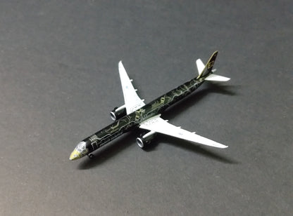 Profit Hunter Embraer E-195 E2 PR-ZIQ 1/500 Diecast Model Herpa