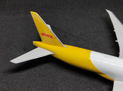 Singapore Airlines Cargo DHL Boeing 777-200LRF 9V-DHA 1/400 Phoenix Models