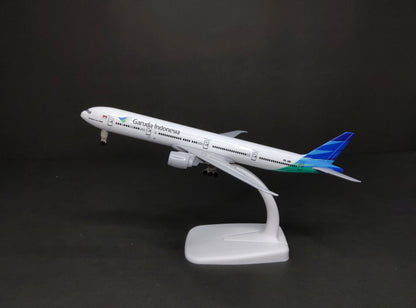 Garuda Indonesia Boeing B777-300ER PK-GIF 20cms Airplane Model