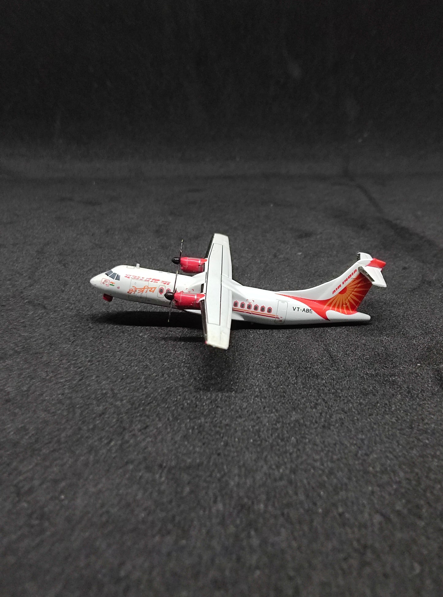 Air India Regional ATR-42-320 VT-ABE 1/400 Diecast Scale Model JCWings