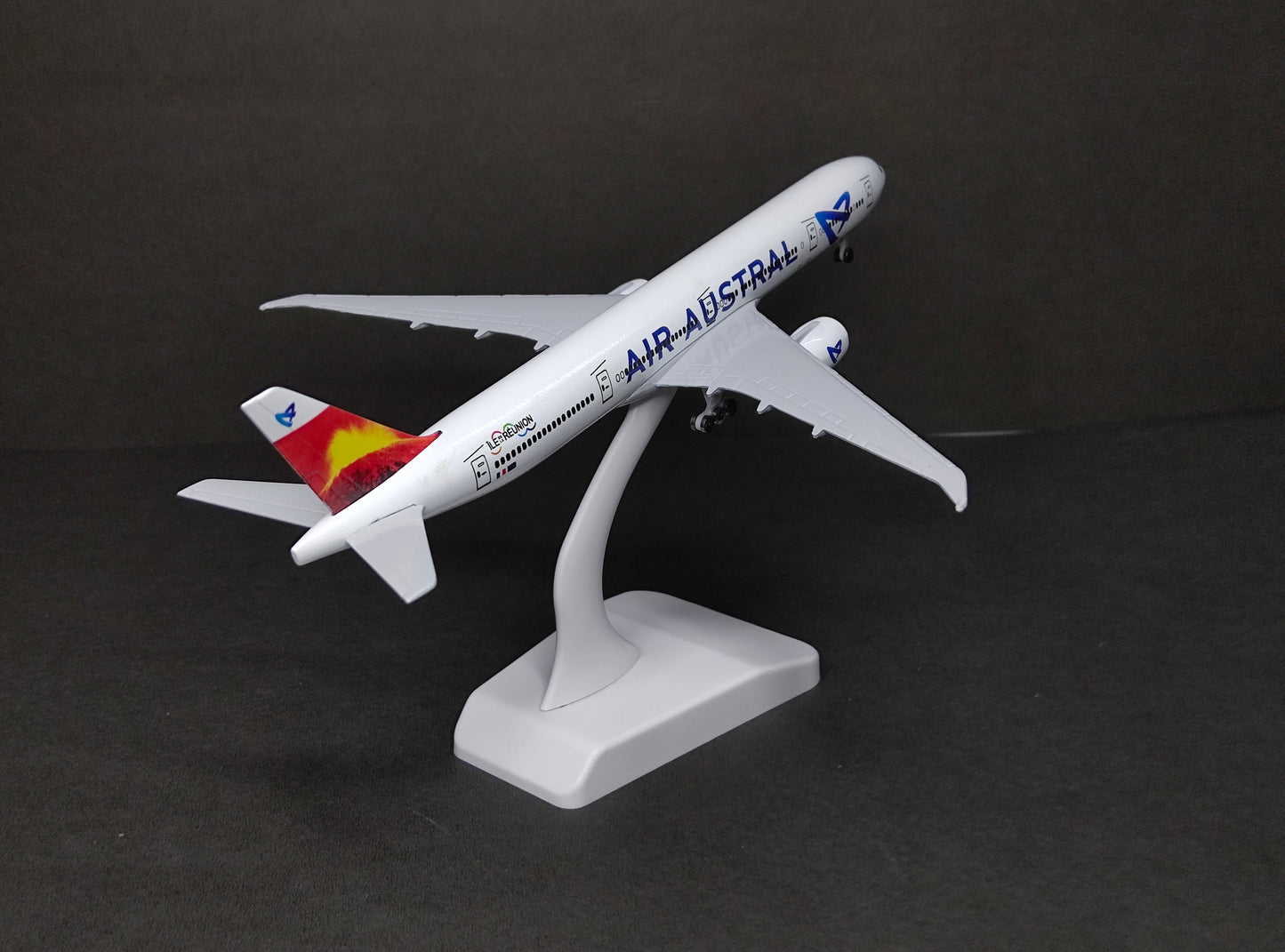 Air Austral Boeing 777-300ER 20cms Airplane Model