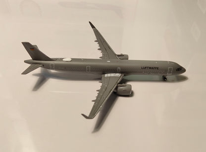 Luftwaffe Airbus A321neo 1510 1/400 Diecast Scale Model GeminiMacs