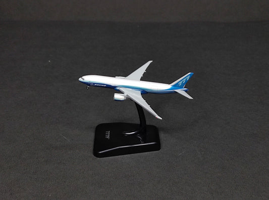 Boeing Company House Colour Boeing B777-200F 1/1000 Diecast Scale Model Hogan Wings