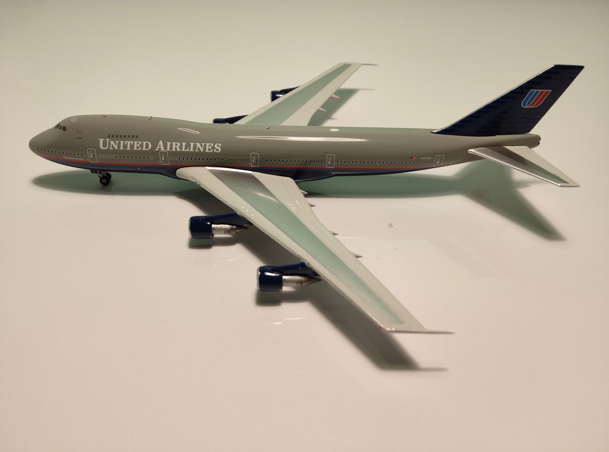 United Airlines Boeing B747-238B N161UA 1/400 Diecast Scale Model Phoenix Models