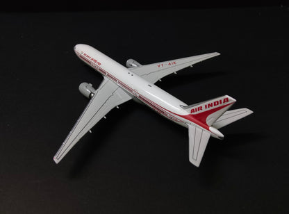 Air India Boeing B777-200ER VT-AIK 1/400 Diecast Model GeminiJets