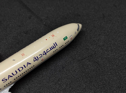 Saudia Boeing 777-300ER HZ-AK38 Flaps Down 1/400 Diecast Scale Model JCWings