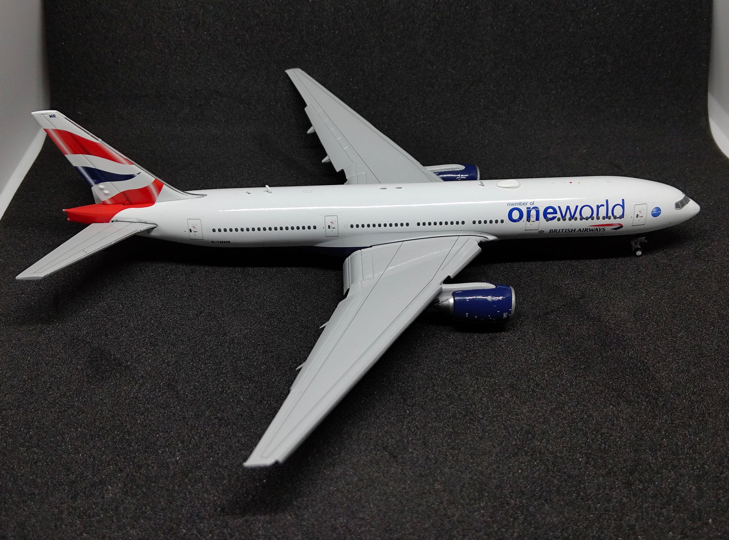 British Airways Boeing 777-200LR (oneworld livery) G-YMMR 1/400 Diecast Scale Model GeminiJets