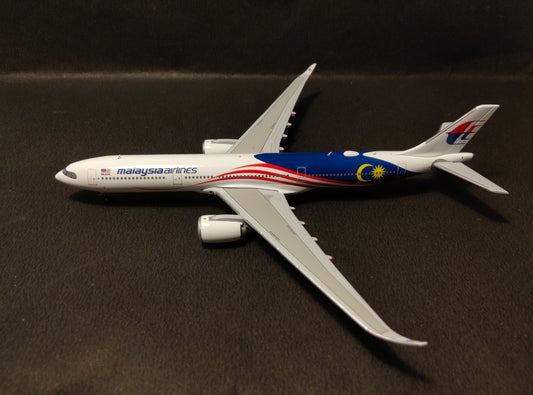 Malaysia Airlines A330-900 9M-MNG 1/400 Diecast Scale Model JCWings