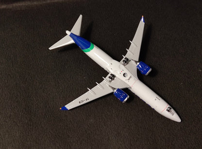 Icelandair Green Boeing B737 MAX9 TF-ICB 1/400 Diecast Scale Models Phoenix
