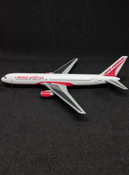 Air India Boeing B767-300 G-CDPT 1/400 Diecast Scale Model Dragon Wings
