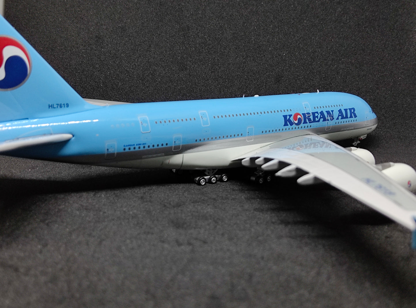 Korean Air Airbus A380-800 (Detachable Landing Gear) HL7619 1/400 Diecast Scale Model Aviation400