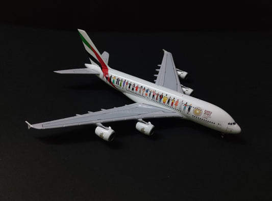Emirates Airbus A380-800 “Year of Tolerance Livery” A6-EHD 1/400 Diecast Scale Model GeminiJets