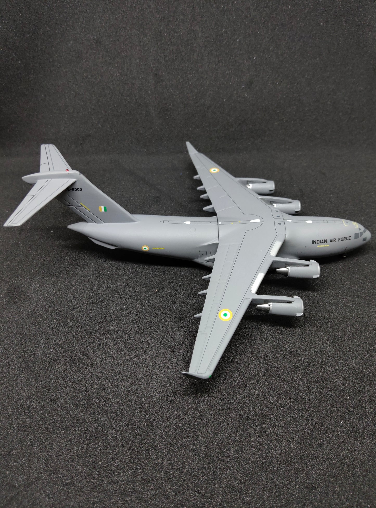 Indian Air Force Boeing C-17 Globemaster III CB-8003 Interactive 1/400 Diecast Scale Model GeminiJets