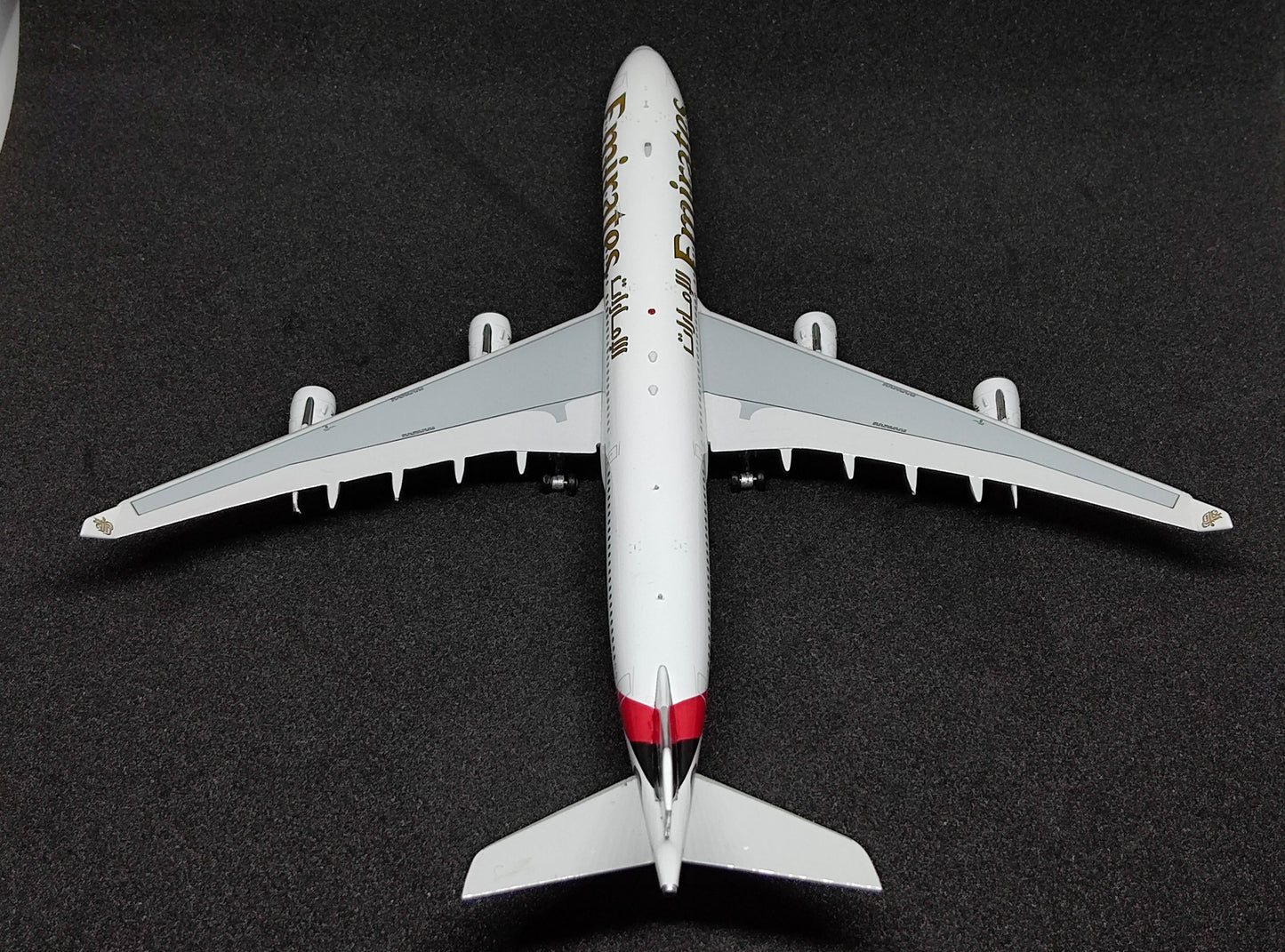 Emirates Airbus A340-300 A6-ERS 1/400 Diecast Model Aviation400