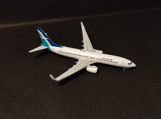 Silk Air Boeing 737-800 9V-MGB 1/400 Diecast Scale Model JCWings
