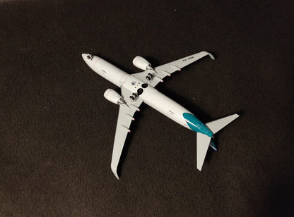 Silk Air Boeing 737-800 9V-MGB 1/400 Diecast Scale Model JCWings