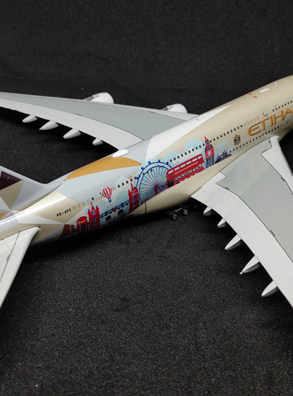 Etihad Airways Airbus A380-800 (Choose The United Kingdom Livery) A6-APE 1/400 Diecast Scale Model Aviation400 Detachable Landing Gear