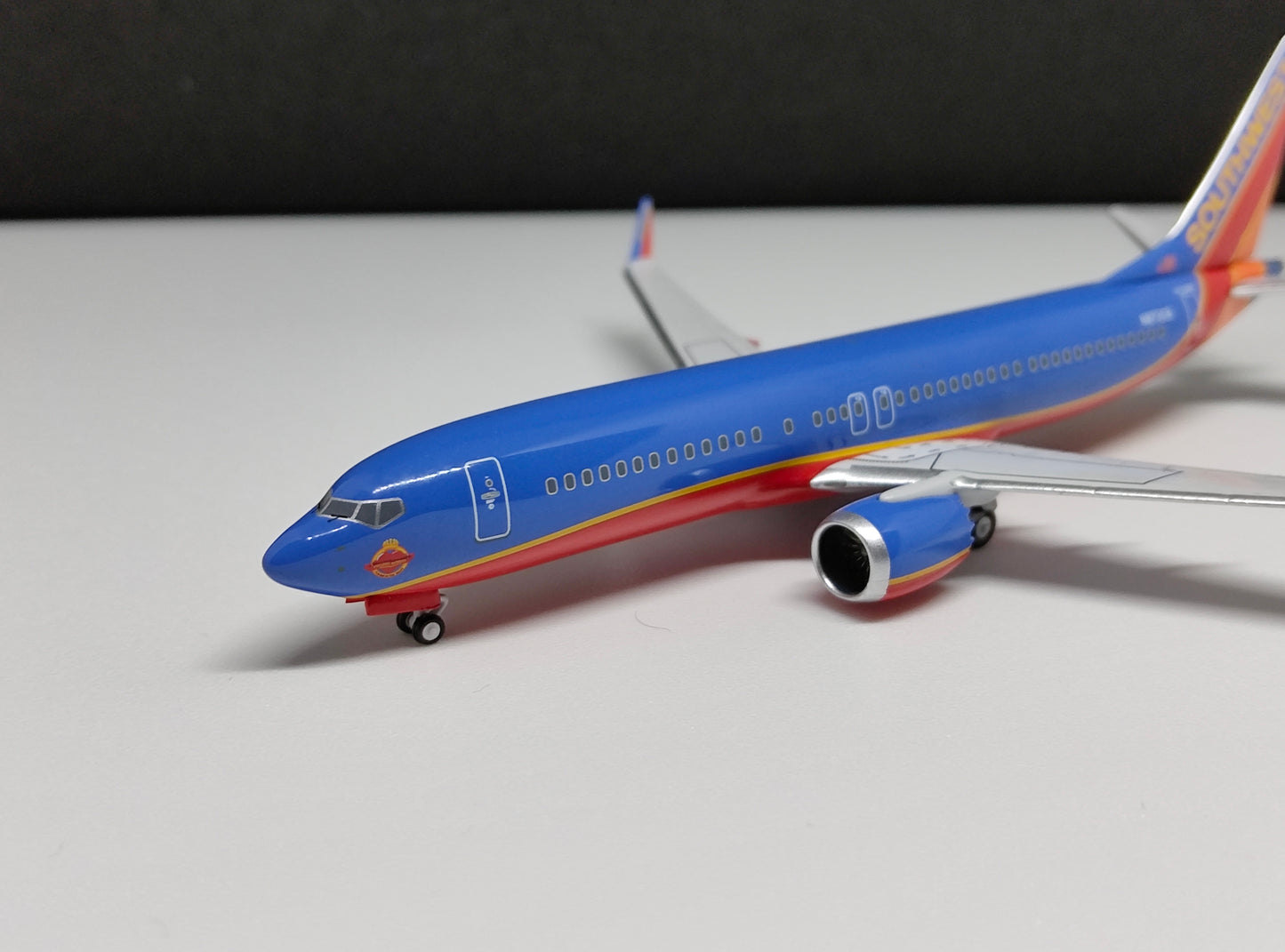 Southwest Airlines Boeing B737MAX-8 N872CB (Colleen Barrett Heroine of the Heart Sticker) 1/400 Diecast Scale Model NGModels