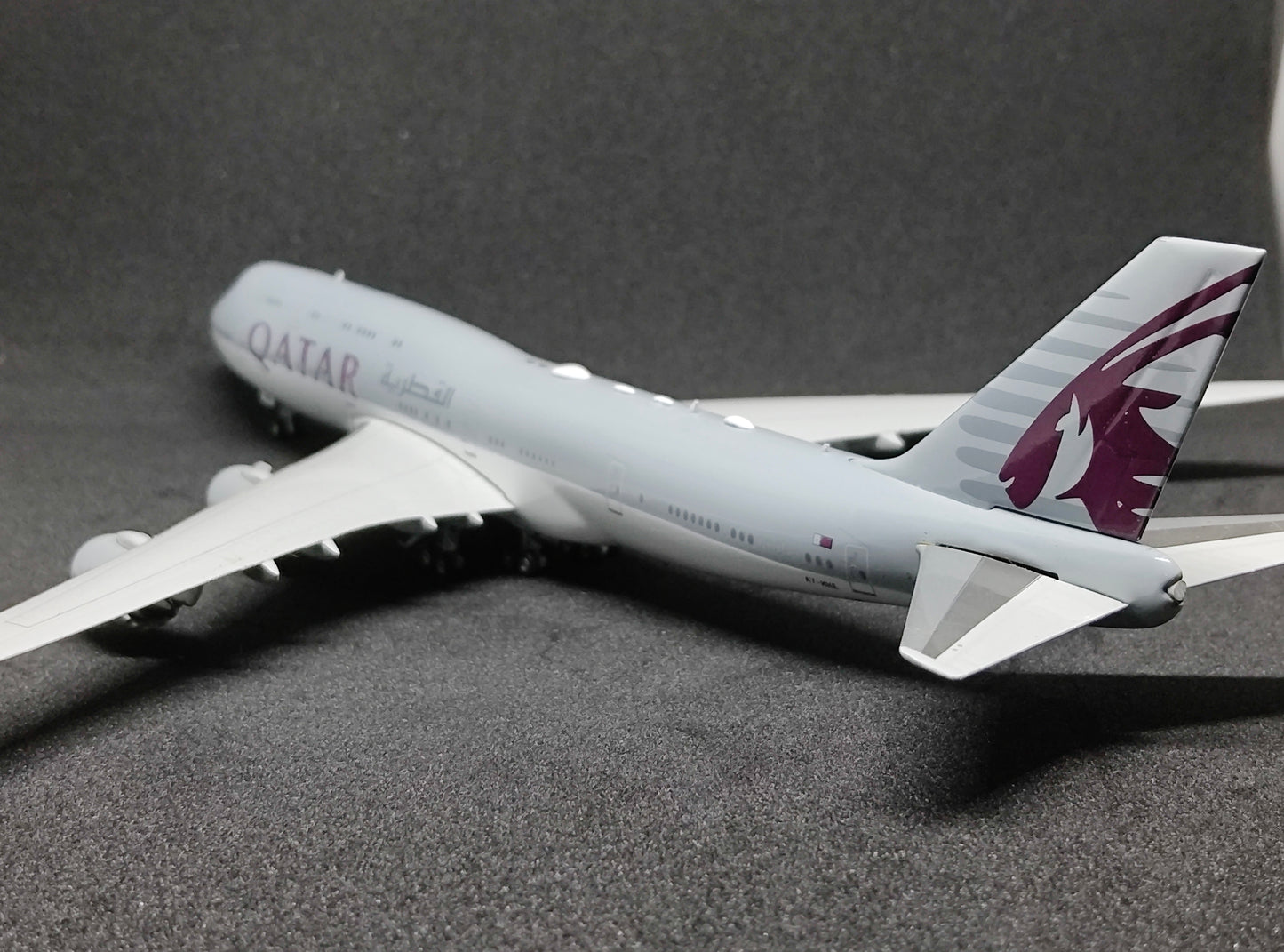 Qatar Amiri Flight Boeing 747-8i A7-HBJ 1/400 Diecast Scale Model Phoenix