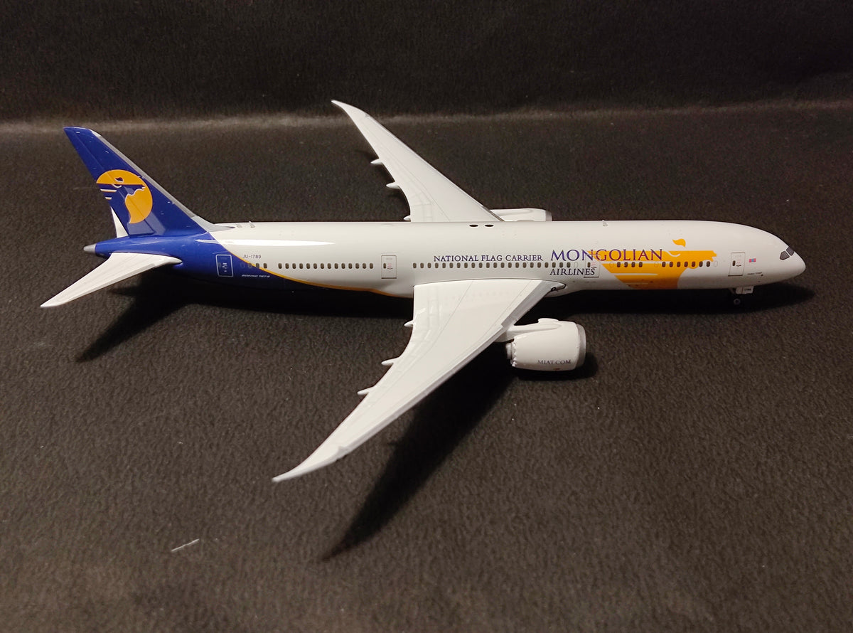 MIAT Mongolian Airlines Boeing B787-9 JU-1789 1/400 Diecast Scale Model Phoenix