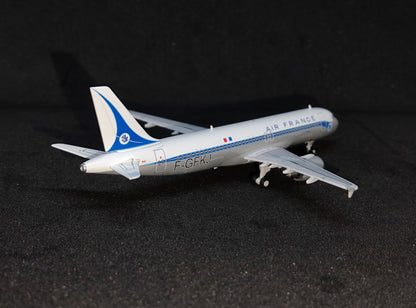 Air France Airbus A320-200 F-GFKJ (Retro Livery) 1/400 Diecast Scale Model Aviation400