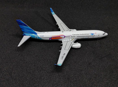 Garuda Indonesia Boeing B737-800 PK-GFT (#SukseskanVaksinasi Livery) 1/400 Diecast Scale Model Phoenix