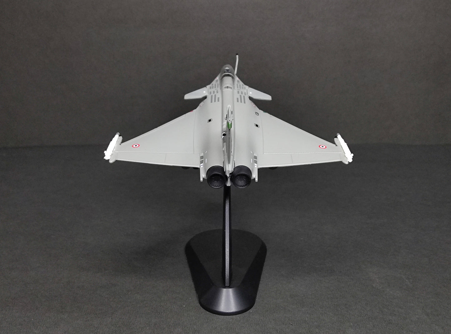 Dassault Rafale Fighter Jet 1/100 Aircraft Scale Model