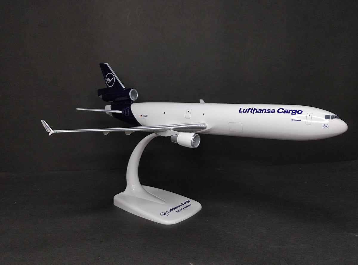 Lufthansa Cargo McDonnell Douglas MD-11 D-ALCD 1/200 Scale Snap Fit Model Herpa