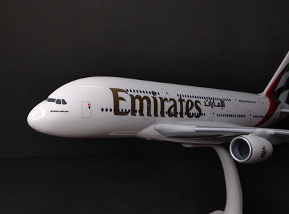 Emirates Airbus A380-800 A6-EOG (New Livery) 1/200 Scale Snap Fit Model