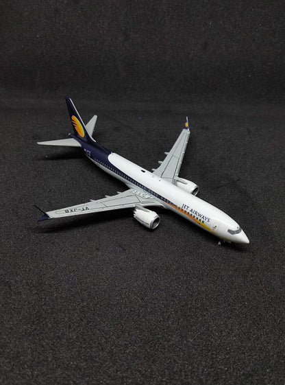 ജെറ്റ് എയർവേസ് ബോയിംഗ് 737 മാക്സ് 1/400 വിടി-ജെഎക്സ്ബി ജെസി വിംഗ്സ് ഡൈകാസ്റ്റ് സ്കെയിൽ മോഡൽ