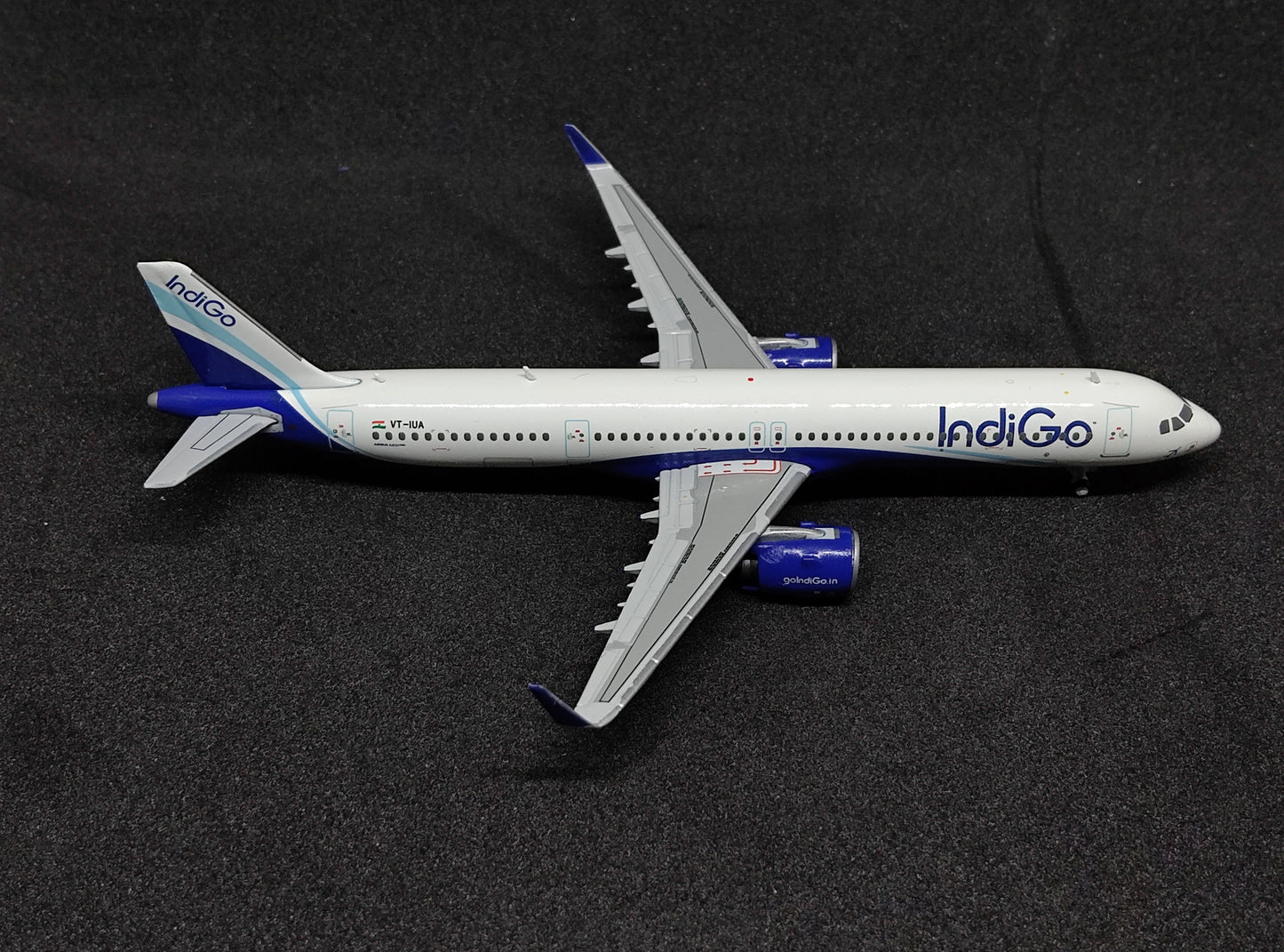 IndiGo Airbus A321neo VT-IUA 1/400 Diecast Scale Model JCWings