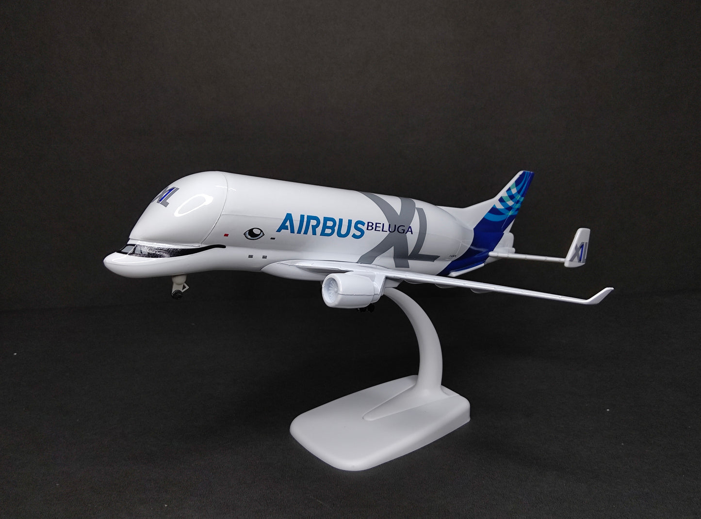 Airbus Transport International Beluga XL Airbus A330-700L F-GXLN 20cms Airplane Model