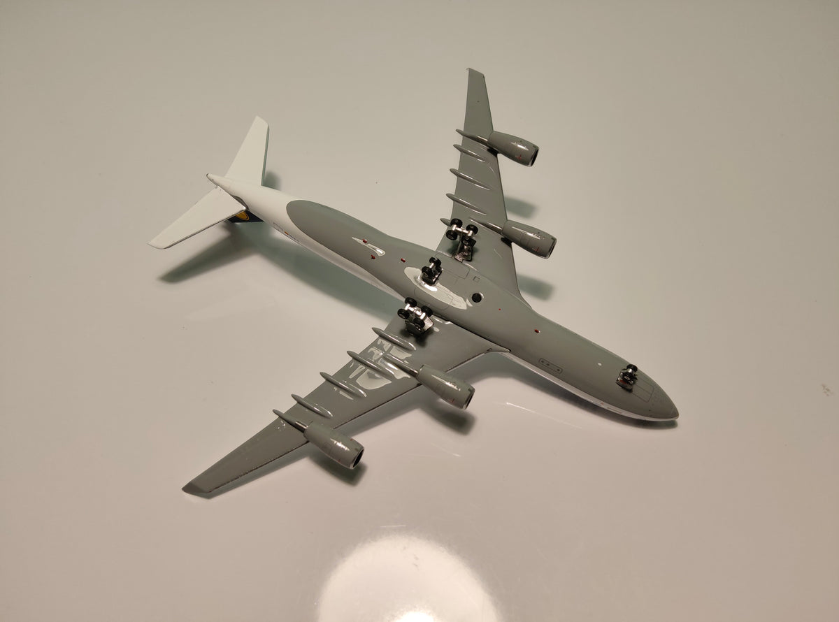 Lufthansa Airbus A340-200 D-AIBE 1/400 Diecast Scale Phoenix Models