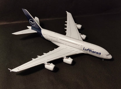Lufthansa Airbus A380-800 (New Livery) D-AIMB 1/400 Diecast Scale Model GeminiJets