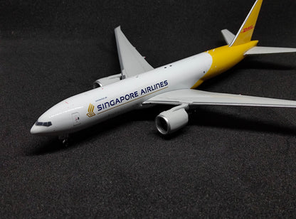 Singapore Airlines Cargo DHL Boeing 777-200LRF 9V-DHA 1/400 Phoenix Models
