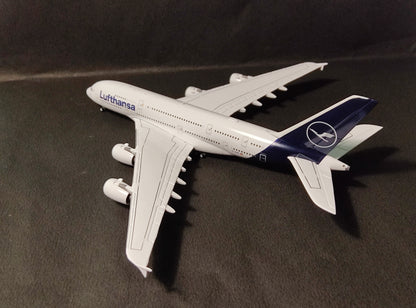 Lufthansa Airbus A380-800 (New Livery) D-AIMB 1/400 Diecast Scale Model GeminiJets