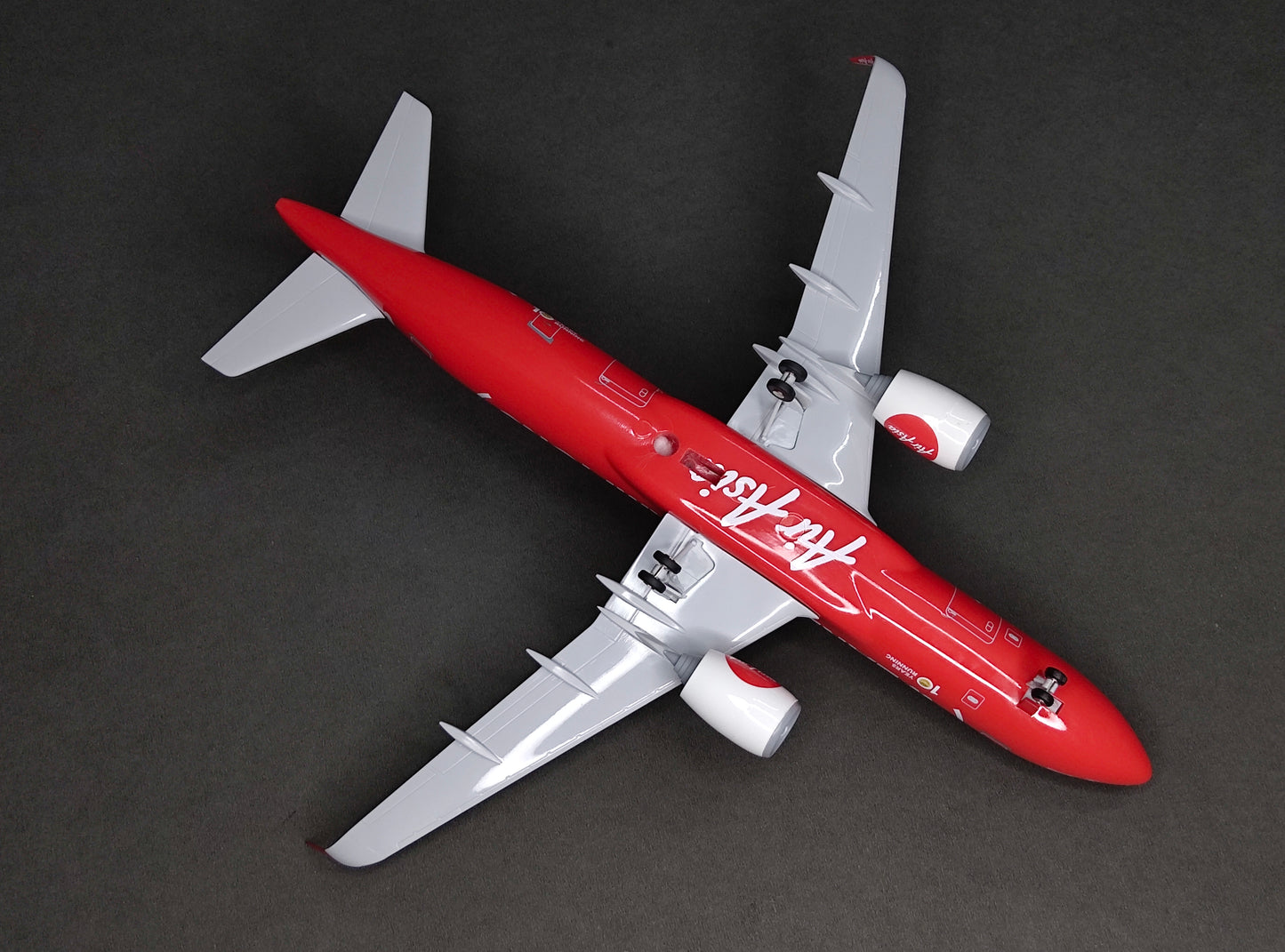 Air Asia Airbus A320 (We are all Champions Livery) 1/150 Scale Model Snap Fit