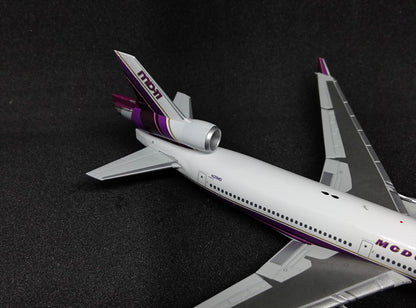 MCDonnell Douglas MD11 N211MD House Livery 1/400 Aircraft Scale Model YYWings