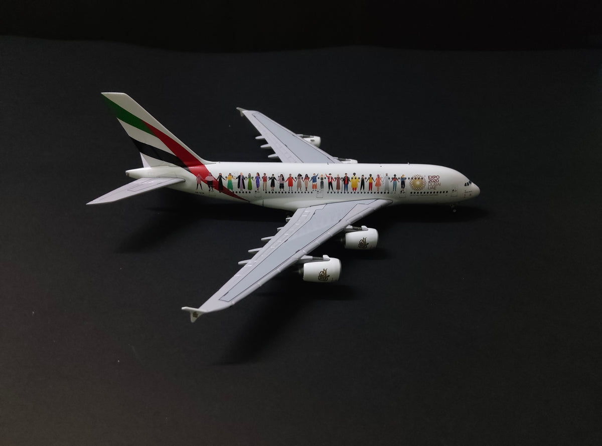Emirates Airbus A380-800 “Year of Tolerance Livery” A6-EHD 1/400 Diecast Scale Model GeminiJets