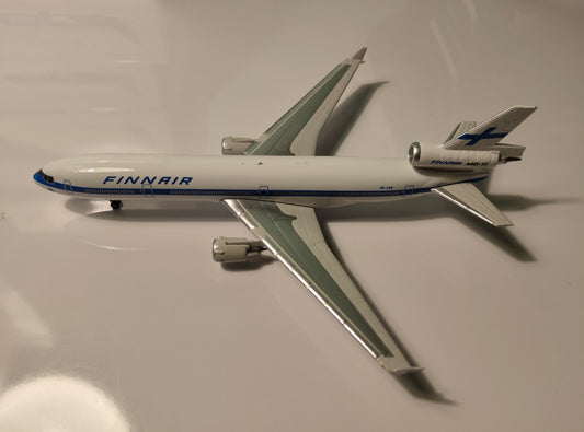 Finnair MD-11 OH-LGD 1/400 Diecast Scale Model Phoenix Models