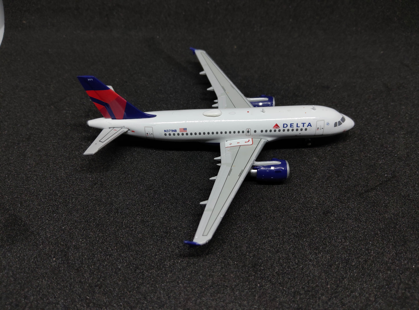 Delta Airlines Airbus A319-100 N371NB 1/400 Diecast Scale Model GeminiJets