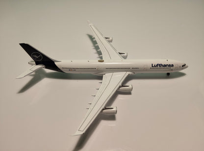 Lufthansa Airbus A340-300 (New Livery) D-AIFD 1/400 Diecast Scale Model GeminiJets