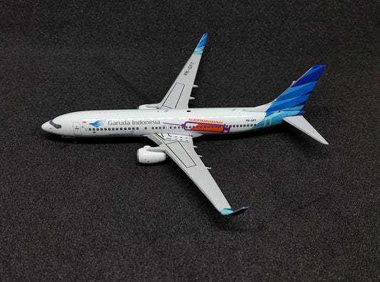 Garuda Indonesia Boeing B737-800 PK-GFT (#SukseskanVaksinasi Livery) 1/400 Diecast Scale Model Phoenix