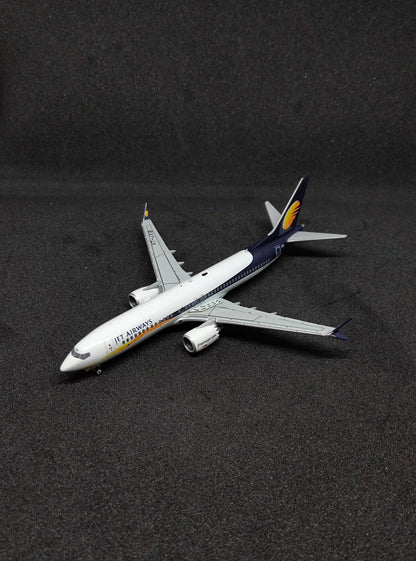 ജെറ്റ് എയർവേസ് ബോയിംഗ് 737 മാക്സ് 1/400 വിടി-ജെഎക്സ്ബി ജെസി വിംഗ്സ് ഡൈകാസ്റ്റ് സ്കെയിൽ മോഡൽ
