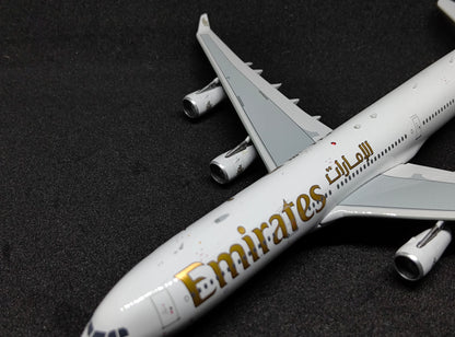Emirates Airbus A340-300 A6-ERS 1/400 Diecast Model Aviation400