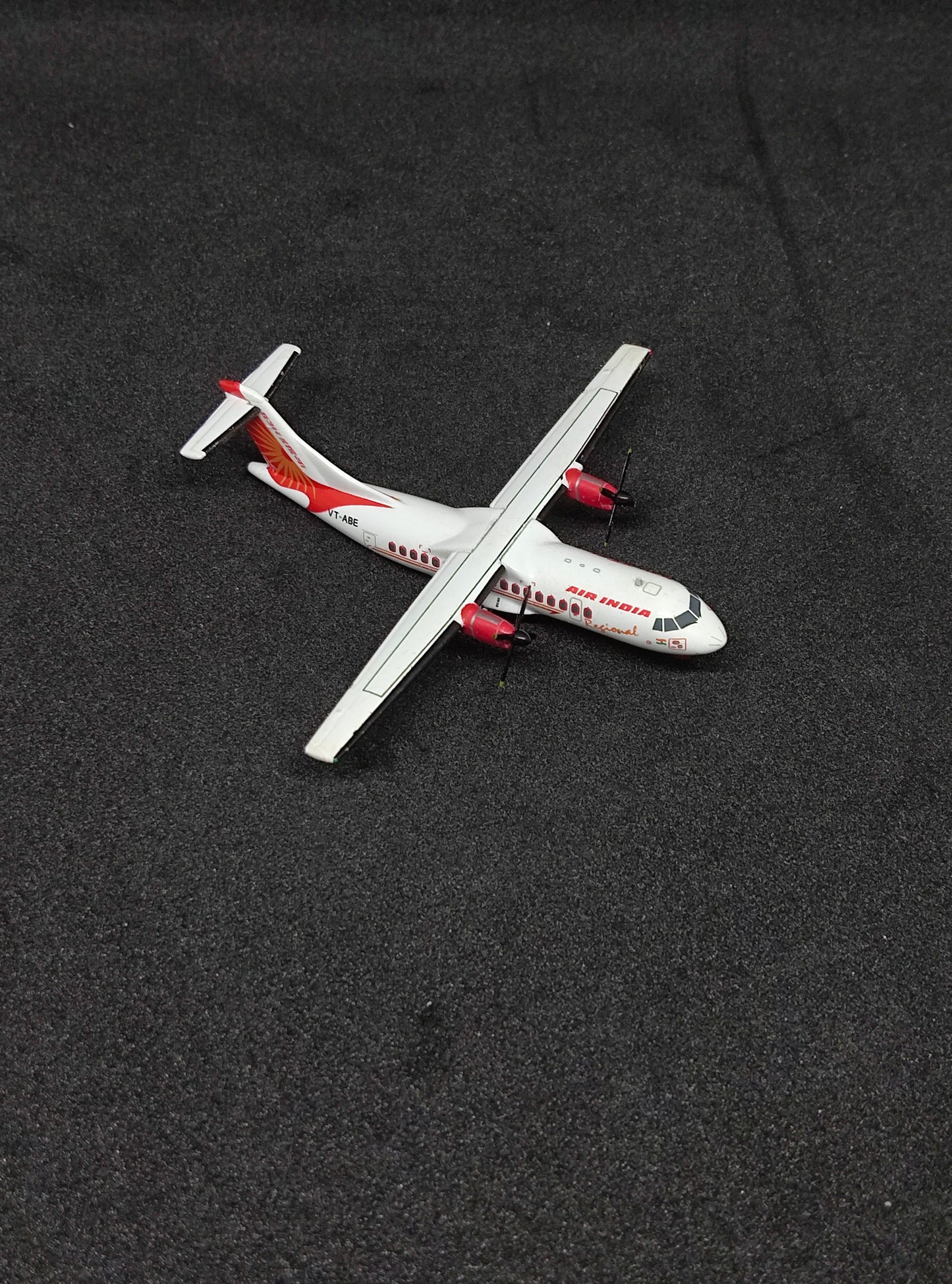 Air India Regional ATR-42-320 VT-ABE 1/400 Diecast Scale Model JCWings